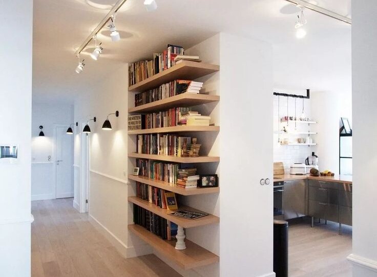 Ваш потолок — не шоурум: за и против трековых систем в реальных домах