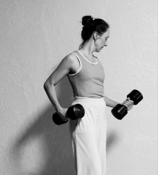 Привет! Я Ксюша, мама пятерых. Долгое время занималась тхэквондо. Сейчас учусь на фитнес - тренера. Здесь рассказываю о своей жизни, как она есть. Всем рада, присоединяйтесь!