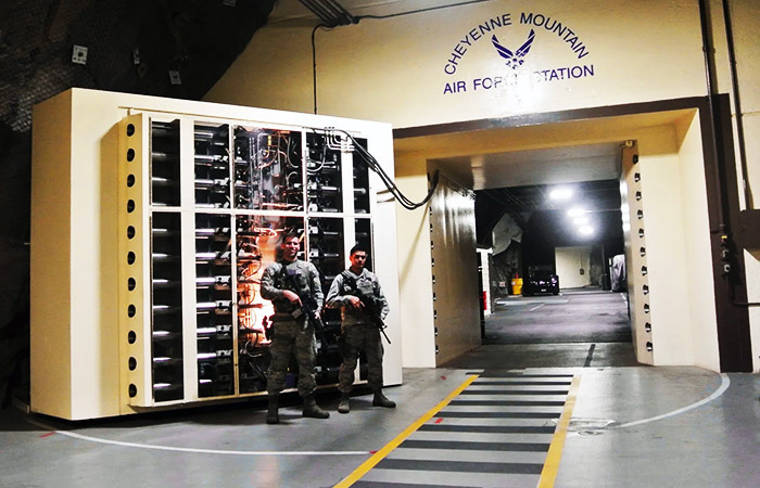 Внутри горы Шайенн./ Фото: wired.com