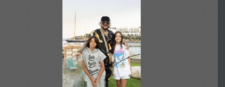 Жизнь знаменитых детей трудно назвать лёгкой