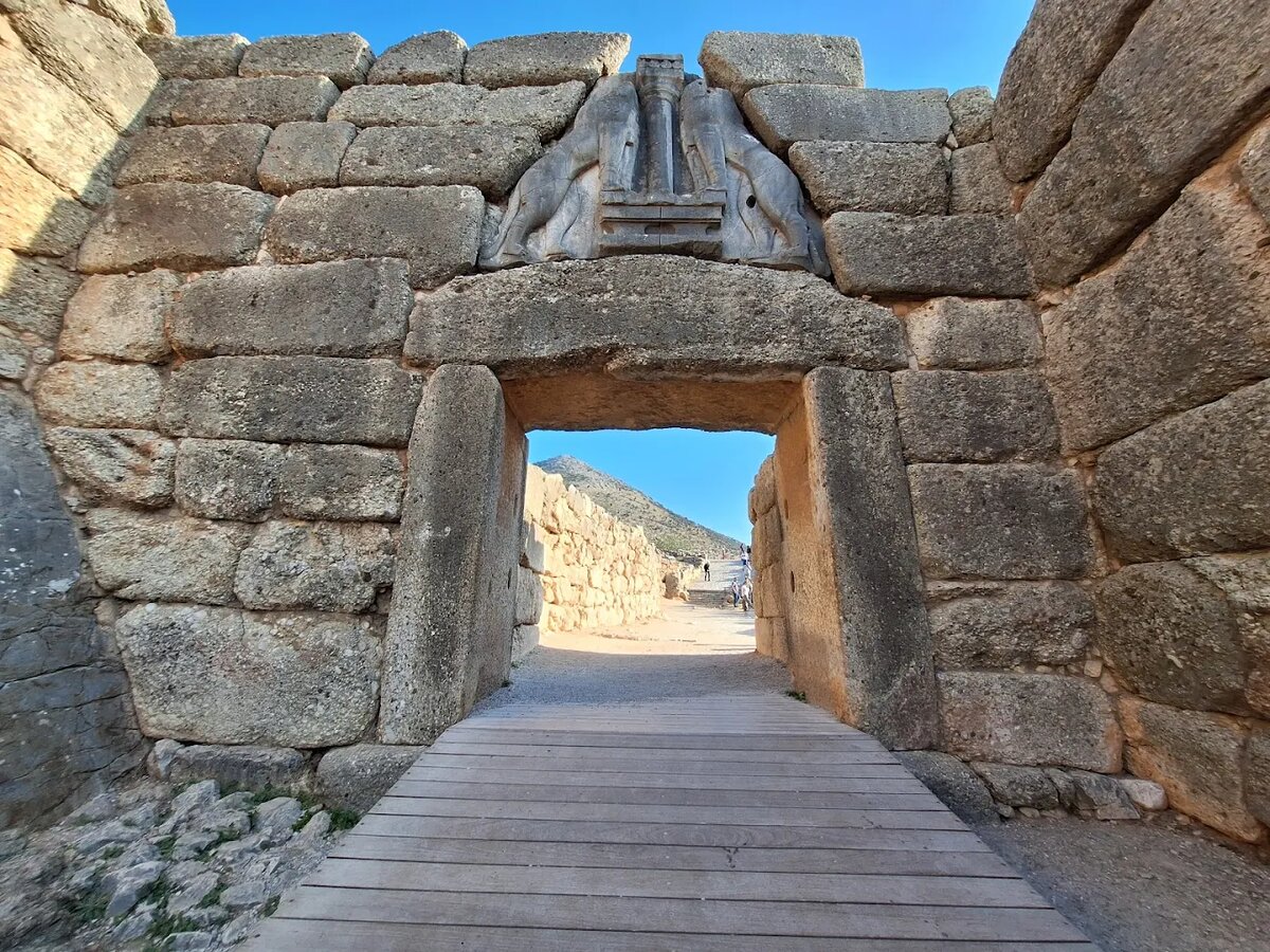Львиные ворота в Микенах