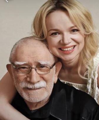 Армен Джигарханян и Виталина Цымбалюк-Романовская