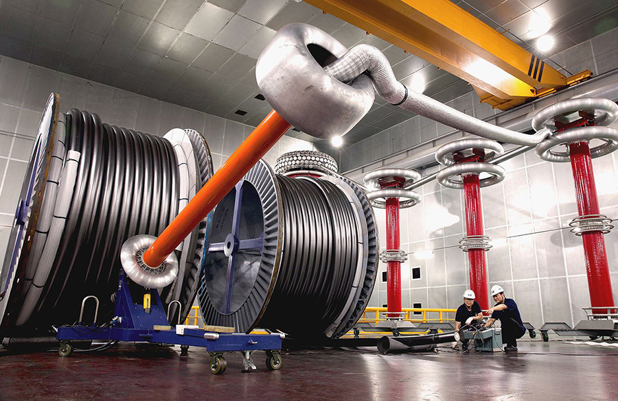 Высоковольтные кабели постоянного тока компании LS Cable & System испытываются на предприятии LS в Гуми, провинция Северный Кёнсан (LS Cable & System)