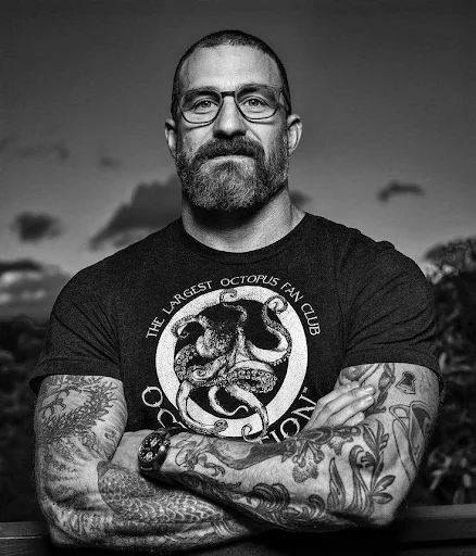 Нейробиолог, профессор Стэнфорда, автор подкаста Huberman Lab