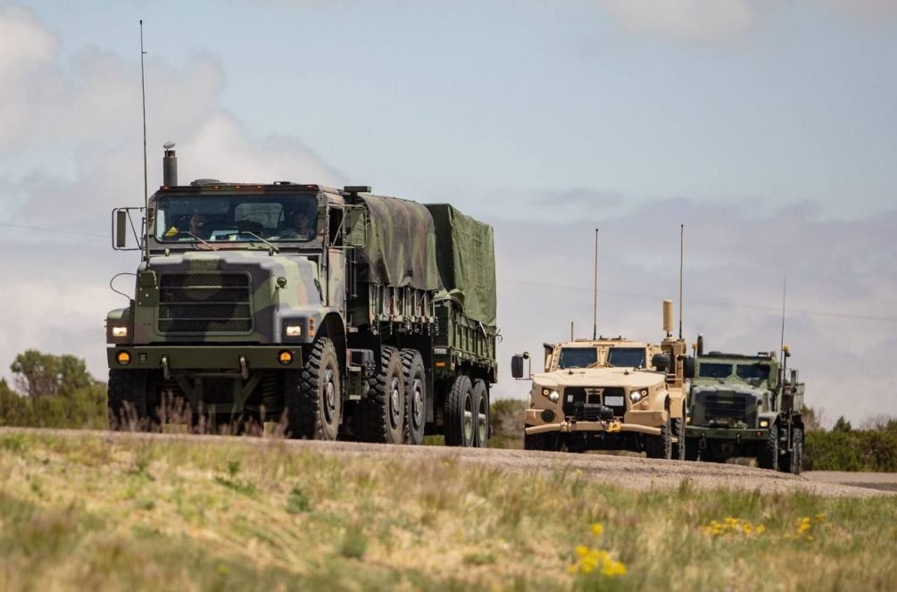    Морская пехота на подходе к Лос-Анджелесу. (Фото Минобороны США).
