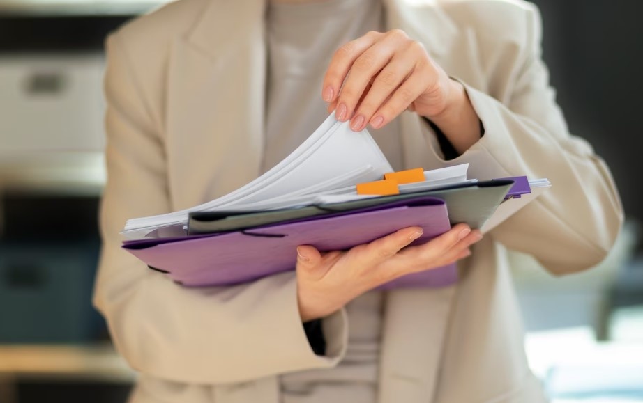 Отсутствие любого из этих документов может привести к отказу в разрешении или штрафным санкциям.