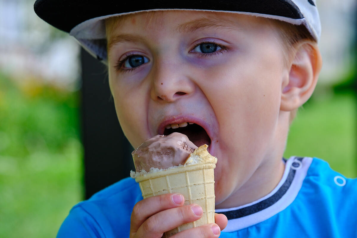 Дети и мороженое