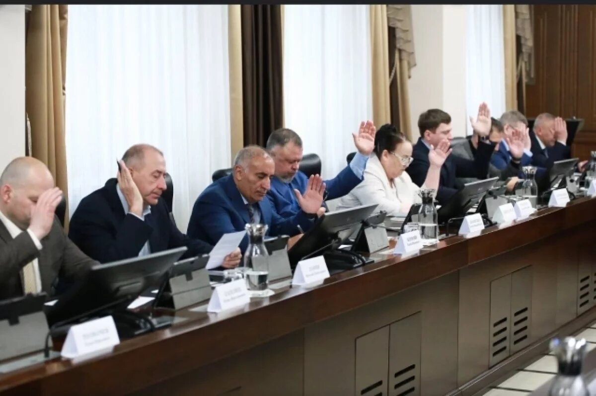    17 вопросов рассмотрели депутаты камчатского парламента на 49-й сессии