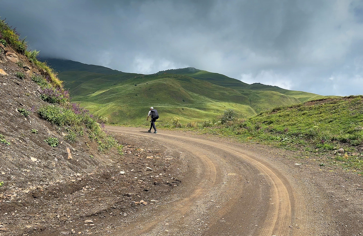 По дороге от села Шарой