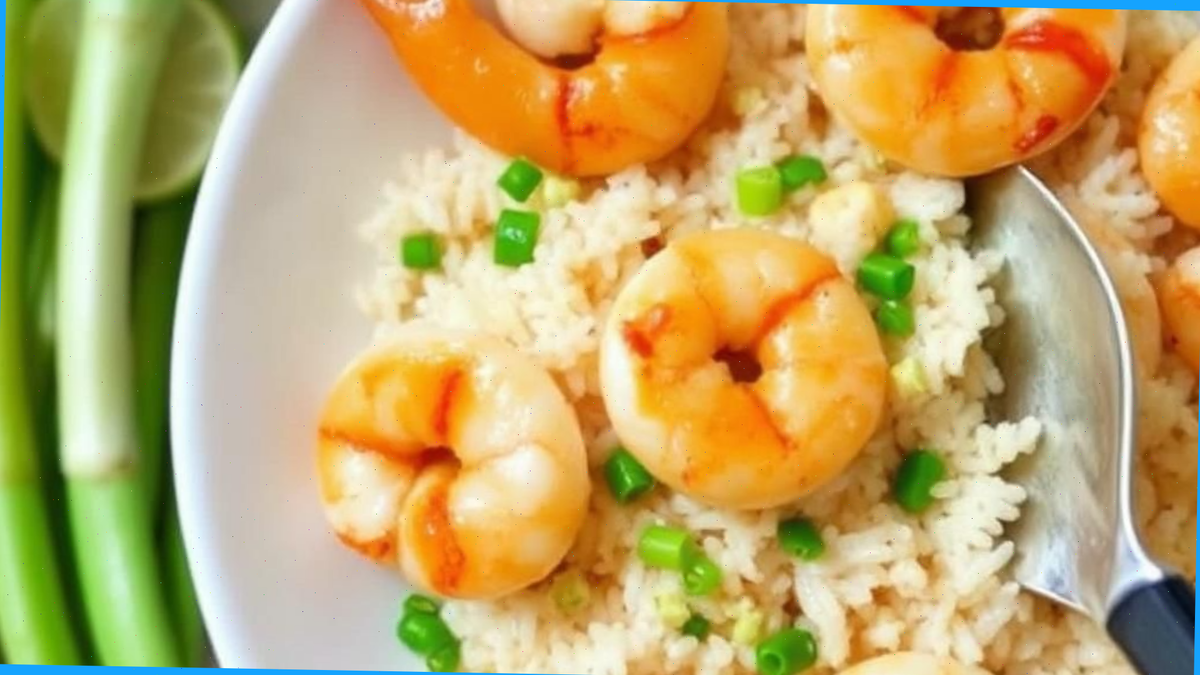 Как приготовить креветки с рисом
