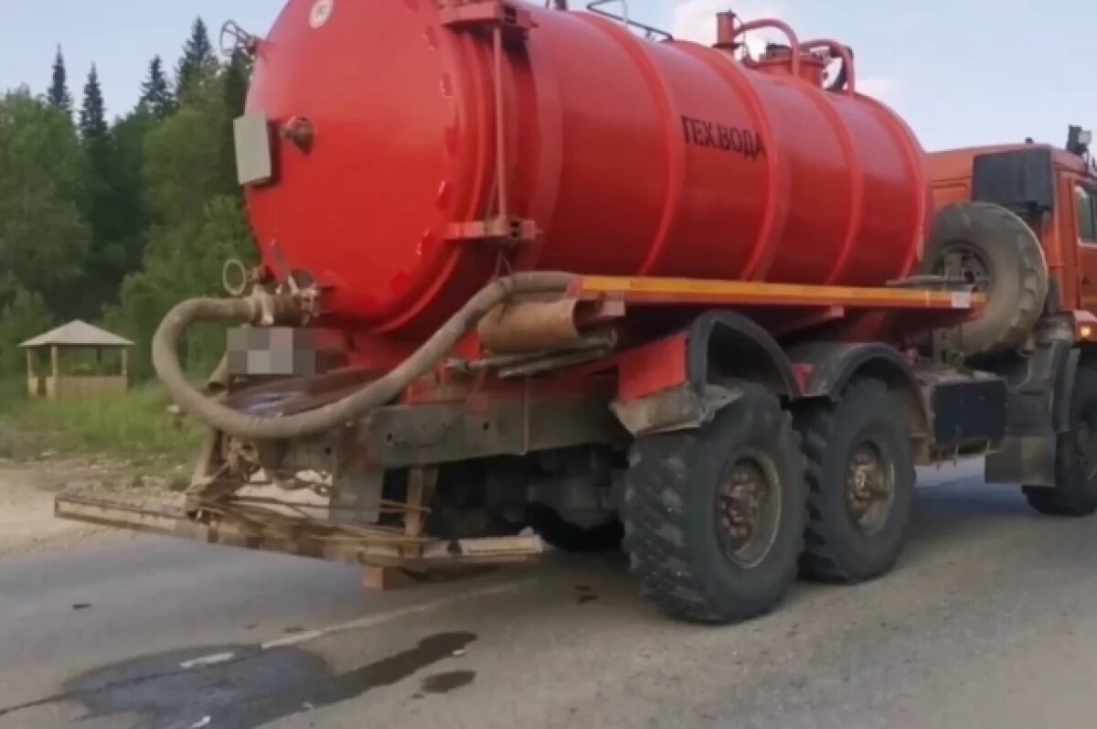    4 человека пострадали в аварии с КамАЗом и легковушкой в Пермском крае