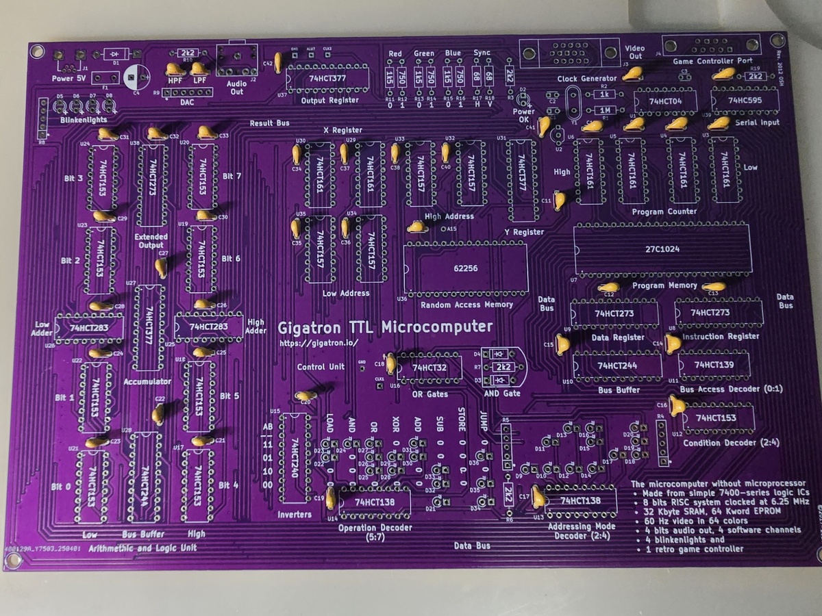 Первый этап сборки Gigatron TTL.
