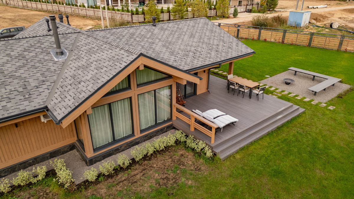 Фасад загородного одноэтажного дома по проекту "Норвежский 3" компании NATURI