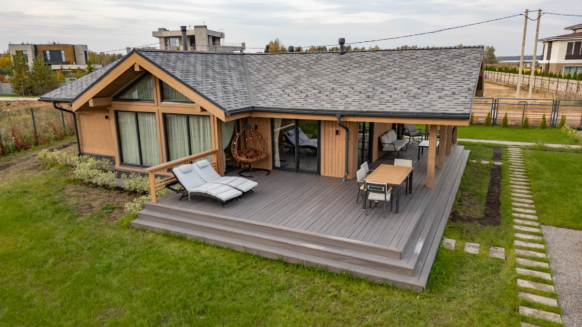 Обзор одноэтажного дома из вертикального бруса NATURI "Норвежский 3"