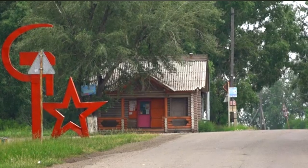 Улица Ярославского. Часть старого Московского тракта. 