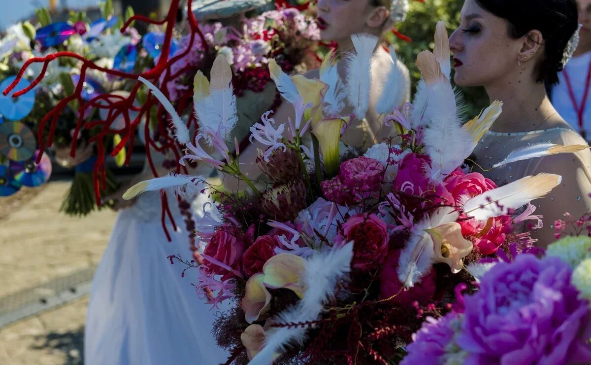    Море цветов и музыки. Что интересного будет в Санкт-Петербурге в День России