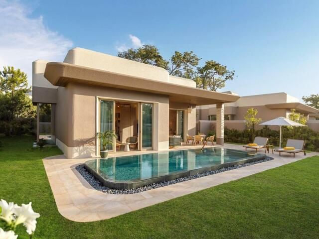 Изображение взято с сайта Travelata. Реклама. ООО «Тревел Технологии». ИНН 7731340252.