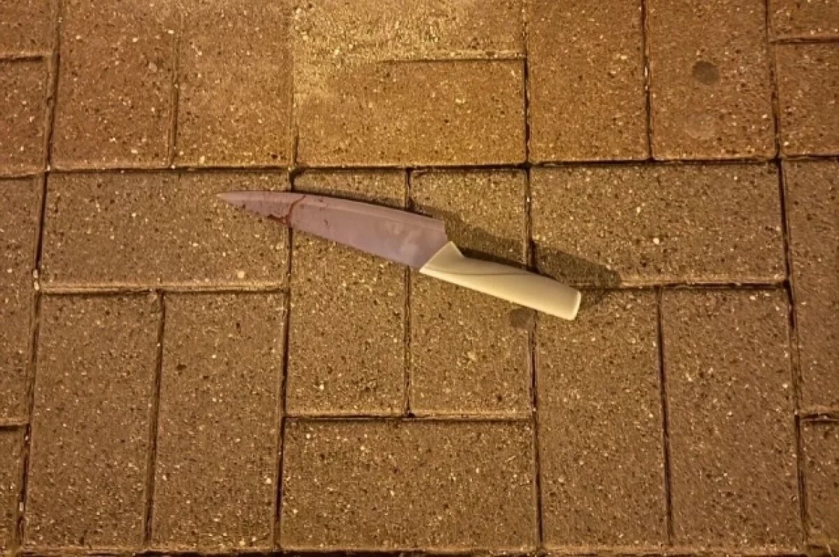    В Геленджике задержали мужчину, который бегал голый с ножом