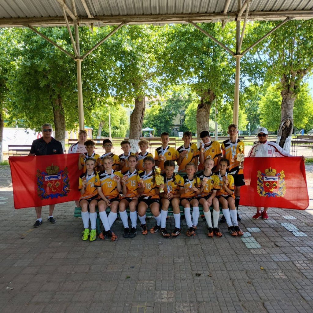    Оренбуржцы завоевали две «бронзы» на чемпионате страны по мини-лапте Оренбуржье