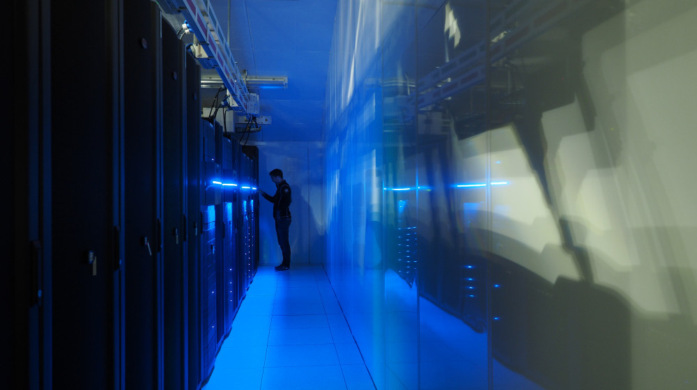    Пожар в дата-центре X: как это повлияет на технологии и общество