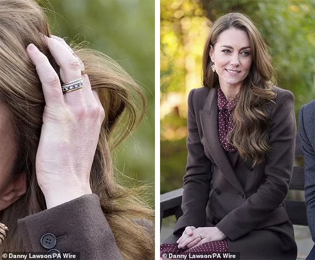 Кейт выбрала более сдержанный, но не менее значимый образ — набор обручальных колец, которые отражают её личный стиль и любовь к своей семье. По оценкам экспертов по ювелирным изделиям из Steven Stone, её набор стоит около 10 000 фунтов стерлингов