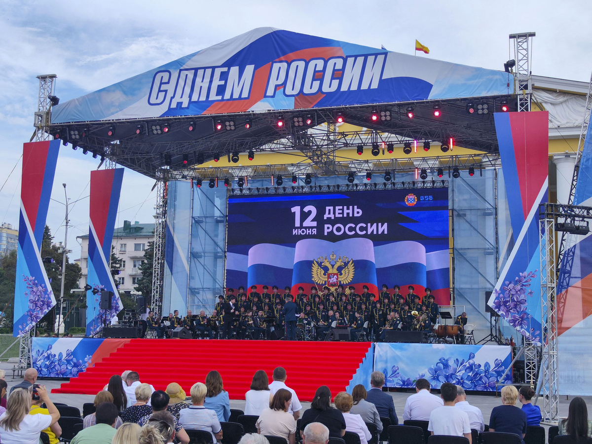 В День России в Москве пройдут масштабные концерты, фестивали, реконструкции и круизы.  Фото: Фото: ФедералПресс / Ксения Кобалия