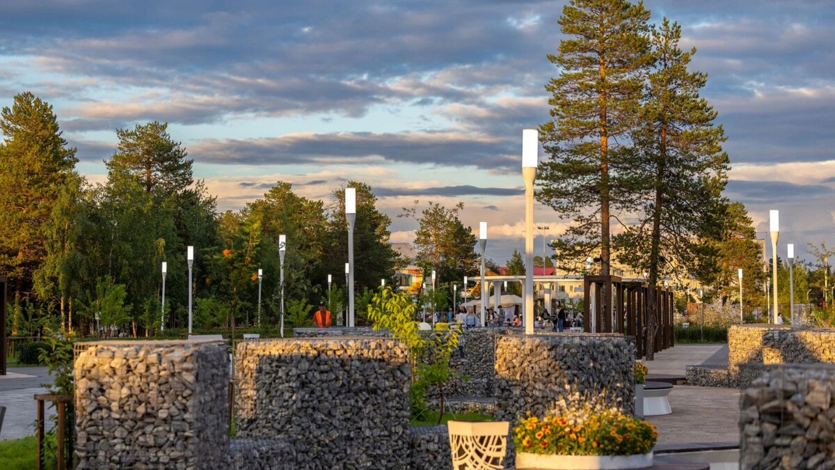    Муравленко готовится к празднику. Фото: Фёдор Воронов / «Ямал-Медиа»