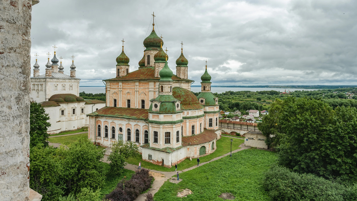 Внутри монастыря! ! Взято из интернета для иллюстрации!