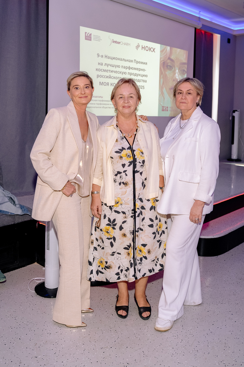 Анна Дычева-Смирнова, Татьяна Пучкова и Наталия Черкасова