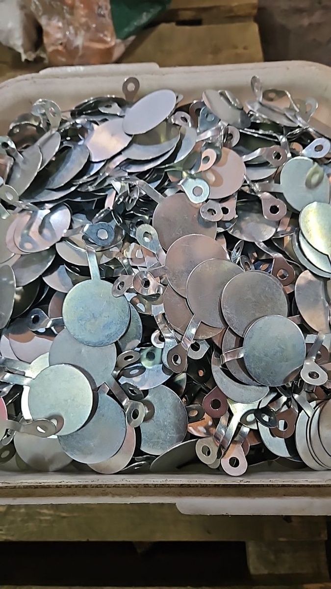 штамповка, металлические изделия