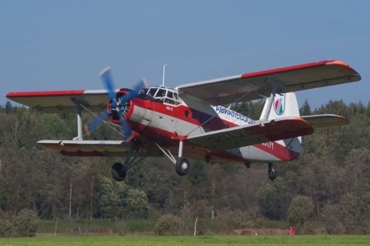    Пострадавших при аварийной посадке Ан-2 в Якутии доставили на базу