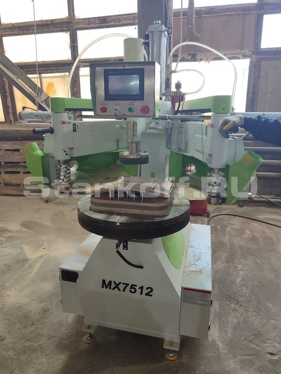  Копировально-фрезерный станок с двумя фрезерными узлами MX7512

