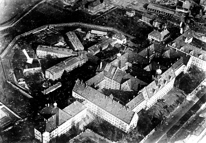 Комплекс зданий тюрьмы в Нюрнберге, сентябрь 1945 года.
