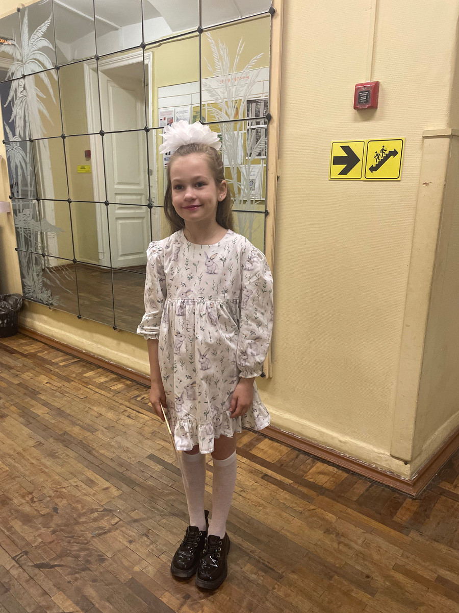 Моя девочка перед вступительным экзаменом в музыкальную школу