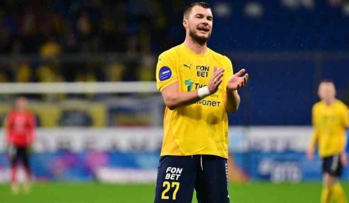     Николай Комличенко. Источник: rbc.ru Автор фото: Pavel Kashaev