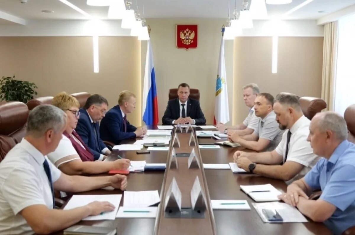    Губернатор Бусаргин провел совещание по скоростному трамваю в Саратове