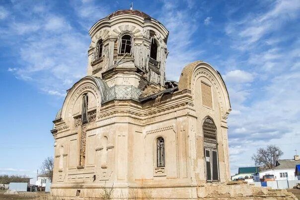    Необычная акция «Двор без сквернословия» прошла в Оренбурге Марина Васильева