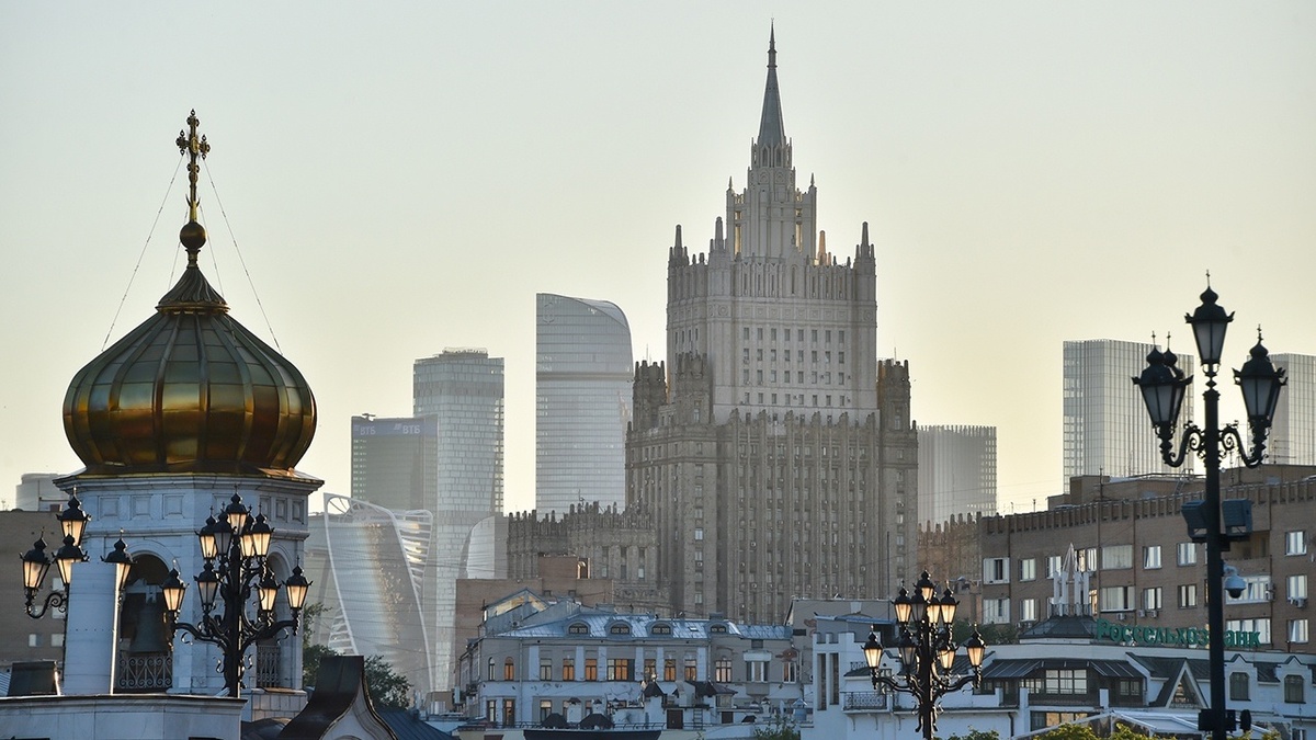 Фото: https://tvzvezda.ru/ (https://mcdn2.tvzvezda.ru/storage/news_other_images/2025/05/27/e69da8c075c346c8879a461dc8a50b92.jpg)