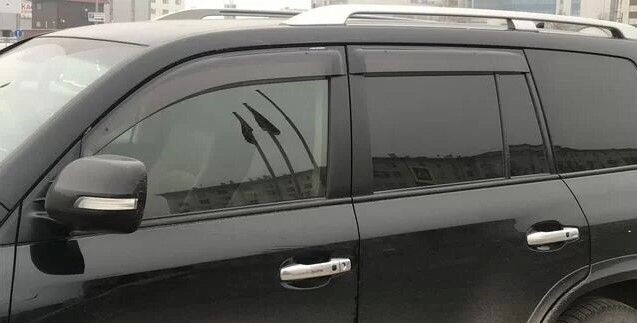 Дефлектора на Toyota Land Cruiser 200 2007+