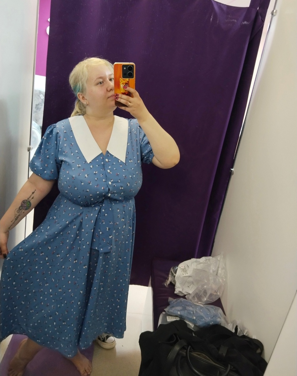 Я нашла фото, когда его только купила - где я в полный рост и одна)