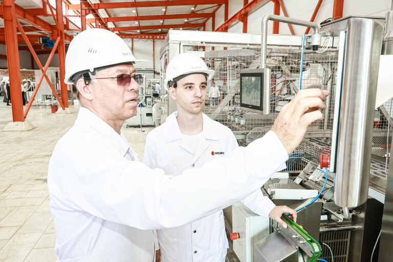    Евгений Солнцев: В регионе начал работу новый резидент Особой экономической зоны Марина Шарт