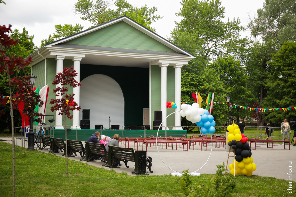    Кинофестиваль "Суздальфест" пройдет в четверг, 12 июня, в Соляном саду.