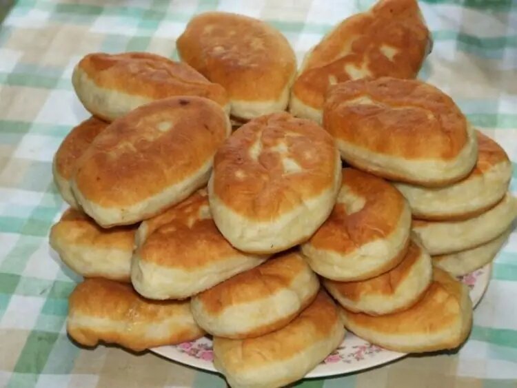 пирожки с рисом и фаршем