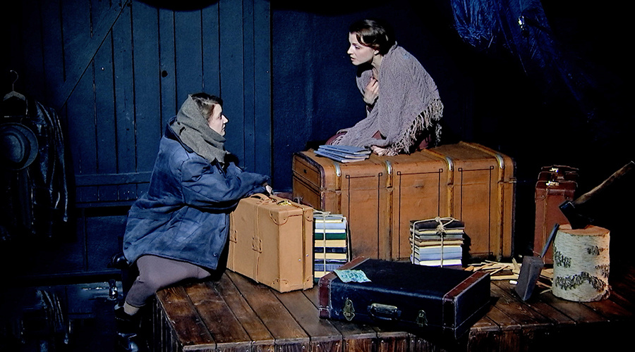    © АО "ТВ Центр"