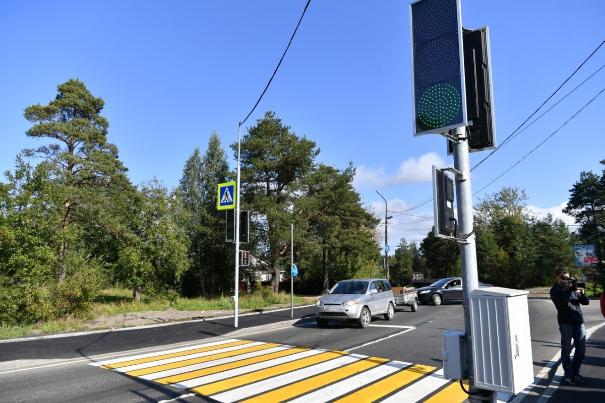    Новый светофор в Соломенном. Фото: "Республика"/Сергей Юдин