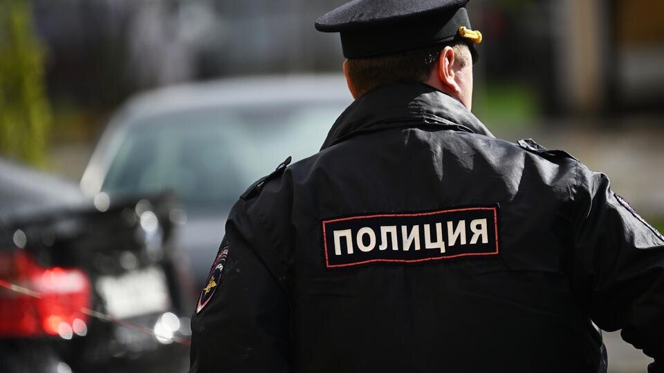     Кимоно и шерстяные пилотки: что изменилось в форме российских полицейских РИА Новости/Максим Блинов