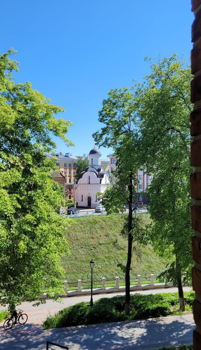 Церковь Николая Чудотворца. Построена в 2014 году на месте уничтоженной в 30-е гг. Николаевской церкви (XVII в.)