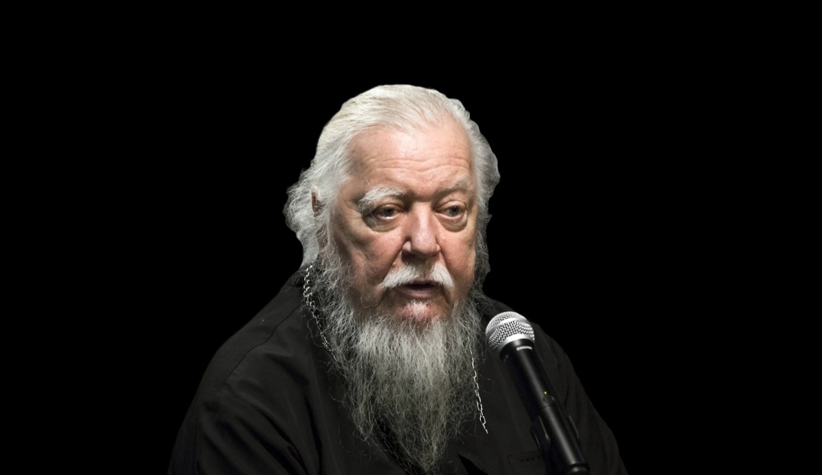 Димитрий Смирнов (07.03.1951 — 21.10.2020 гг.) — протоиерей, церковный и общественный деятель, проповедник, миссионер.