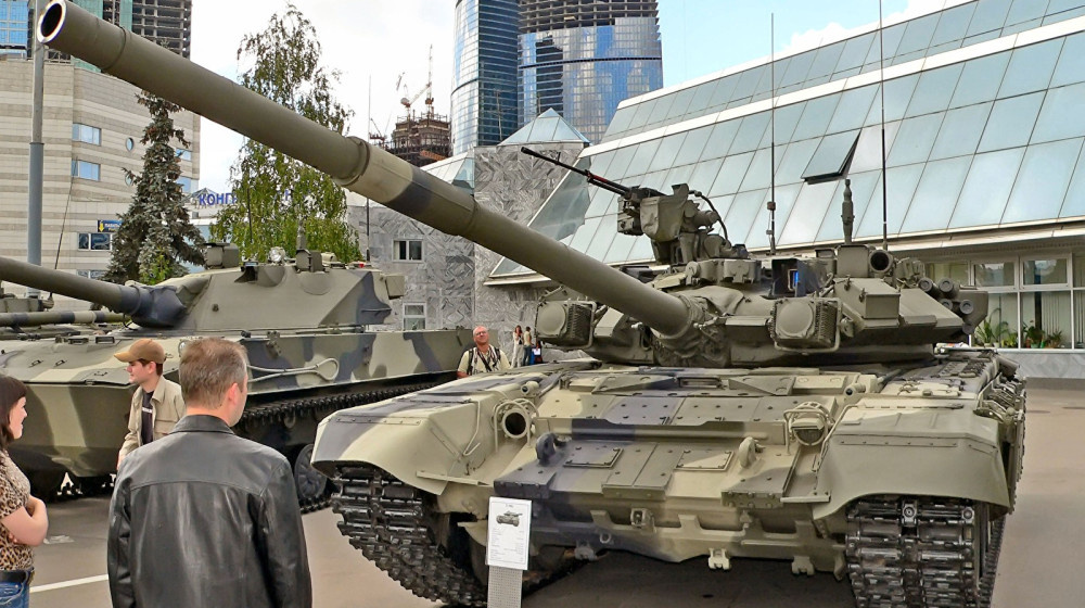    Танковый кошмар СМЕРЧ-2 превращает Т-90 в оружие судного дня