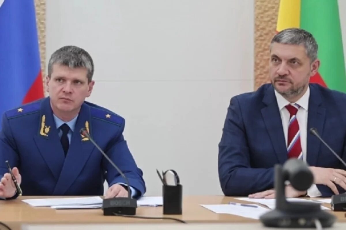    Формализм и бездушие.